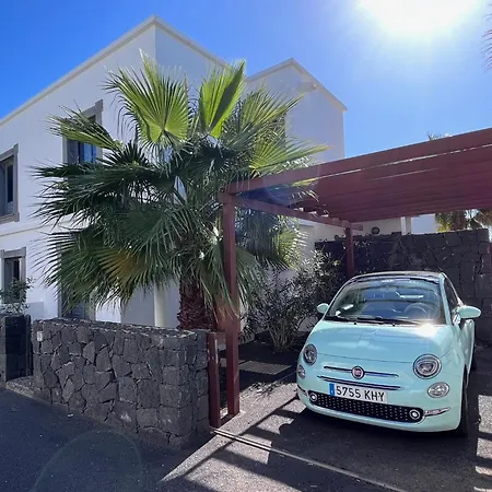 Ariana - ヴィラ *