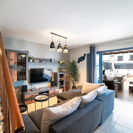 Ariana - Playa Blanca